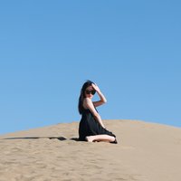 不知名摸鱼少女
