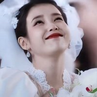 白12