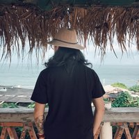 群山疯巅