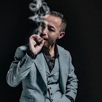 罗先生的相机