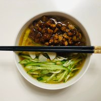 炸酱两碗面