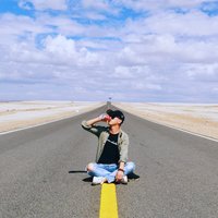 路边的野蔷薇
