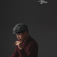 大白在拍照