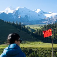 拍设男孩