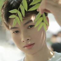 摄影师周林付