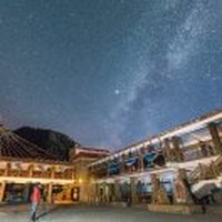 靳留闯