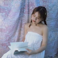 很爱很爱摄影的穷学生