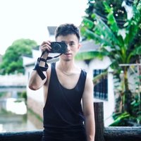 VINCE_HANG