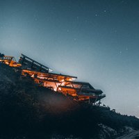 不见远山