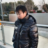 章斌头像