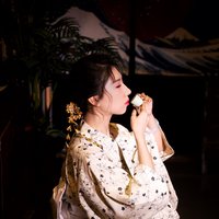 遥远的遥遥