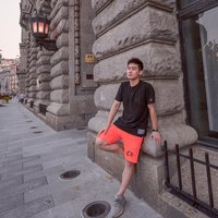 路上行走匆忙