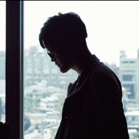 菜小伦