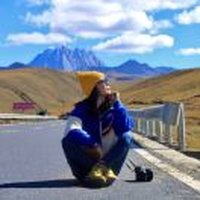 爱拍照的铲屎官suky
