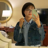 女摄影师叶子