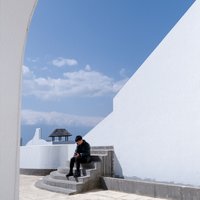 那畔行