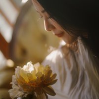 钟二不庸