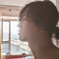 月亮粑粑c